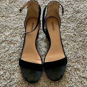 Merona low black heels